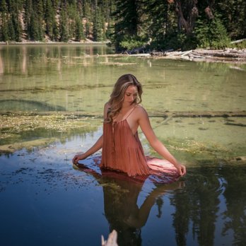 Caleb Thomas Media - Bend Oregon Boudoir Photography - Boudoir Photography Near Me Caleb Thomas Media - Bend Oregon Boudoir Photography - Boudoir Photography Near Me