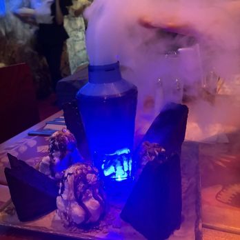 T-Rex Cafe - American Near Me - Lake Buena Vista, Florida