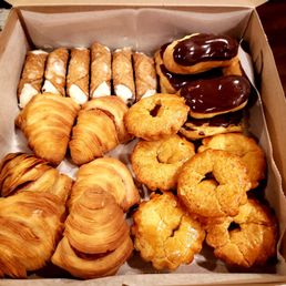 Italian pastries so delicious Italian pastries so delicious
