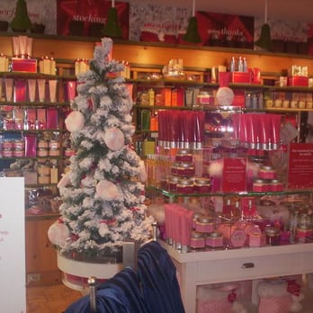Bath & Body Works - Cosmetics & Beauty Supply Near Me - Skokie, Illinois Bath & Body Works - Cosmetics & Beauty Supply Near Me - Skokie, Illinois
