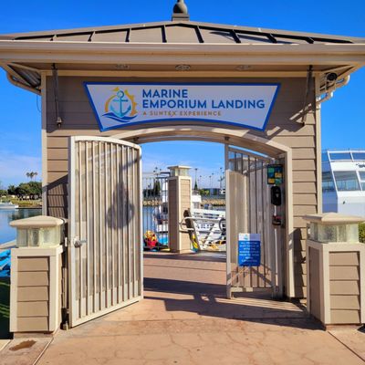 Channel Islands Kayak Center by null