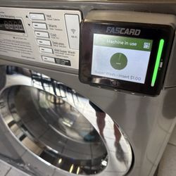 WASHIT Laundromat - Washing machine with tap-to-pay