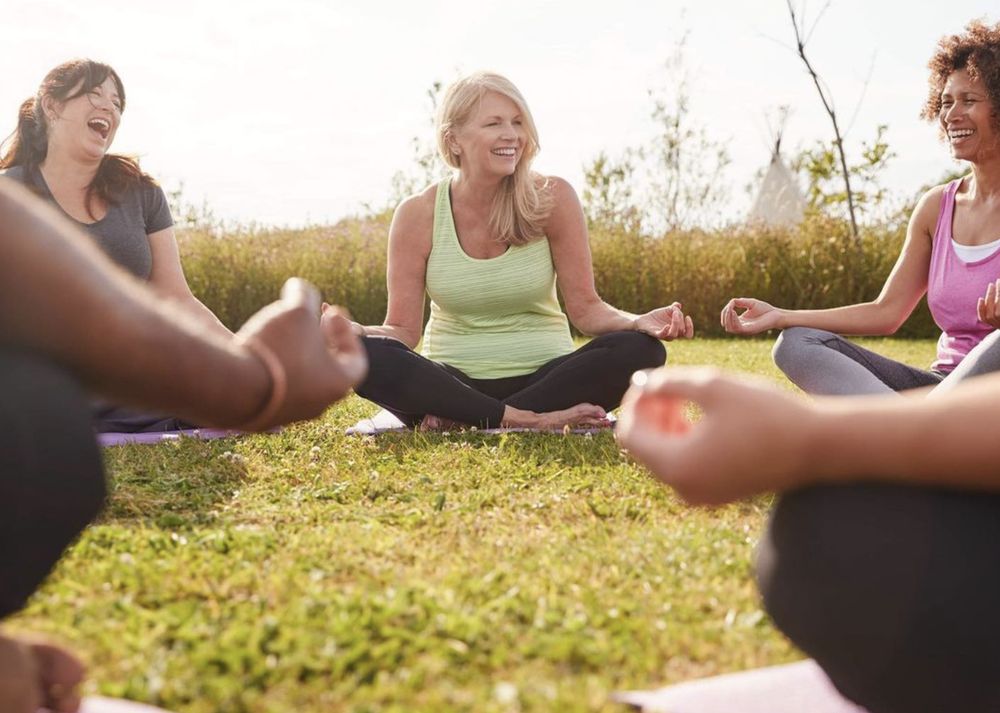 Desert Breeze Yoga Logo