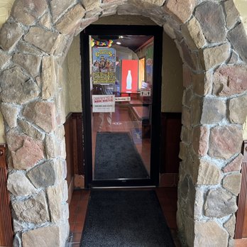 Compadres Mexican Restaurant - Entrance - Mexican Near Me - Meadville, Pennsylvania