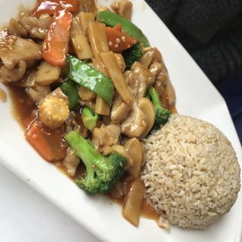 Uncle Chung - Chicken & mixed vegetables, very sweet:( (wasn't on the menu, mom just asked for it) - Chinese Near Me - Pinole, California Uncle Chung - Chicken & mixed vegetables, very sweet:( (wasn't on the menu, mom just asked for it) - Chinese Near Me - Pinole, California