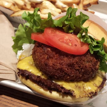 Shake Shack 479 Route 17 South - Paramus - Shake stack burger! - Burgers Near Me - Paramus, New Jersey