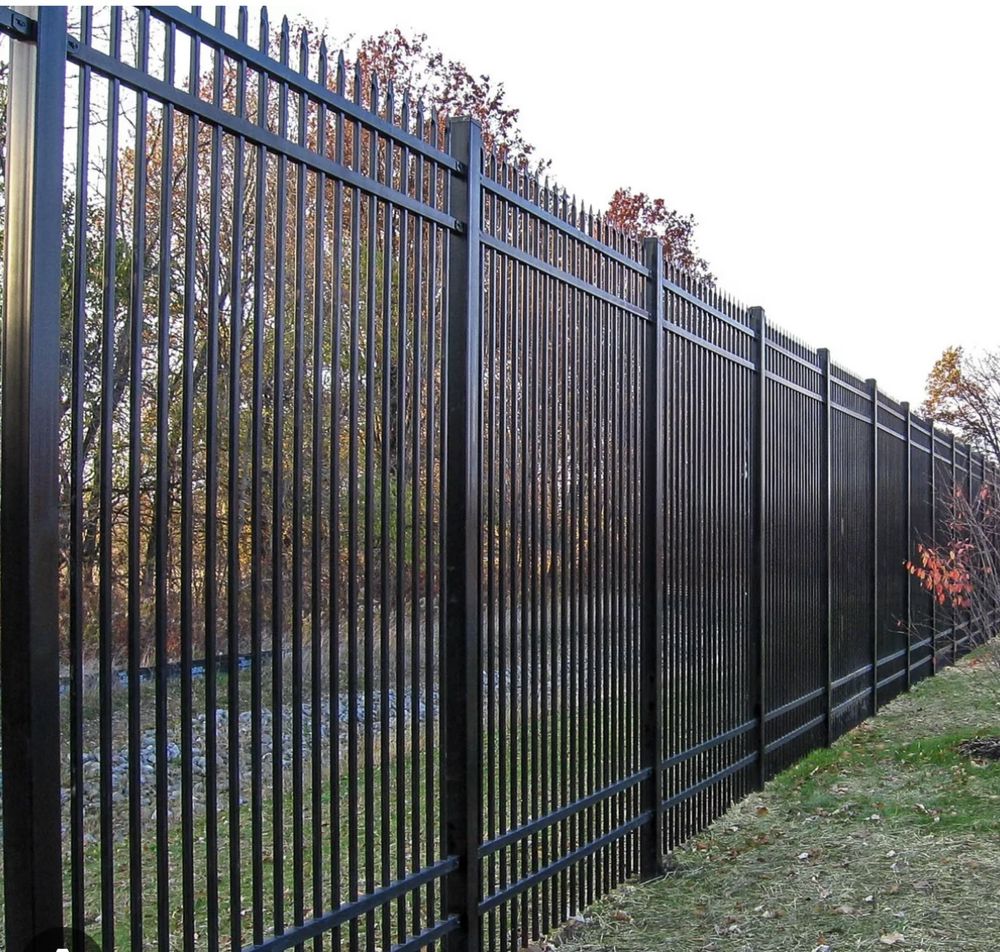 Slide of Lyons Landscaping & Construction