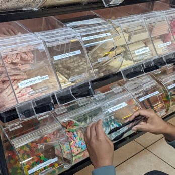 Tops Yogurt - Toppings - Ice Cream & Frozen Yogurt Near Me - Elk Grove, California Tops Yogurt - Toppings - Ice Cream & Frozen Yogurt Near Me - Elk Grove, California