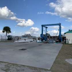 Sanford Boat Works & Marina - Work Pad