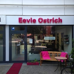 Eevie Ostrich