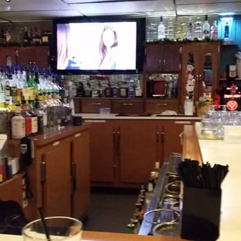 Friends On Forest Home - the bar area - Sports Bars Near Me - Greenfield, Wisconsin Friends On Forest Home - the bar area - Sports Bars Near Me - Greenfield, Wisconsin