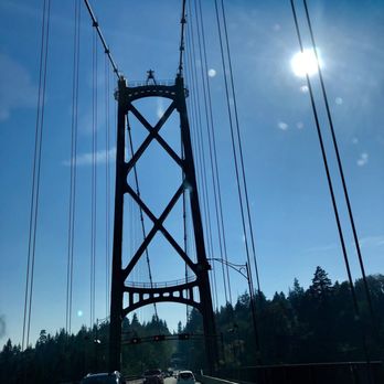 Lions Gate Bridge - Landmarks & Historical Buildings Near Me - Vancouver, British Columbia