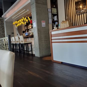 Minamoto Japanese Cuisine - Front of house area. Bar, and food pickup area. - Japanese Near Me - Bellevue, Washington