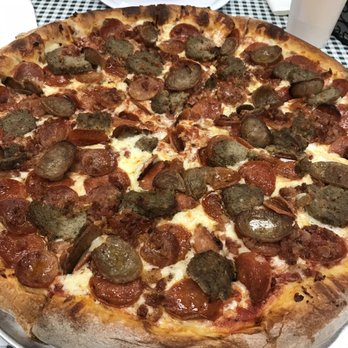 Zeppo's Pizza - Giovanni Special! - Pizza Near Me - Bakersfield, California Zeppo's Pizza - Giovanni Special! - Pizza Near Me - Bakersfield, California
