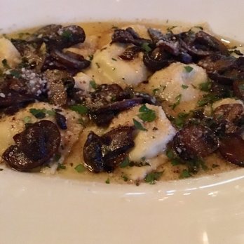 Pizza Man Milwaukee - Cheese ravioli with mushrooms, butter, and truffle oil. - Pizza Near Me - Milwaukee, Wisconsin Pizza Man Milwaukee - Cheese ravioli with mushrooms, butter, and truffle oil. - Pizza Near Me - Milwaukee, Wisconsin