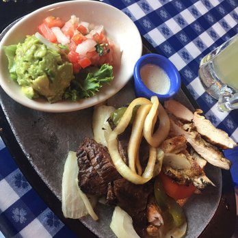 Lauriol Plaza - Combo fajitas - Mexican Near Me - Washington, DC, District of Columbia Lauriol Plaza - Combo fajitas - Mexican Near Me - Washington, DC, District of Columbia