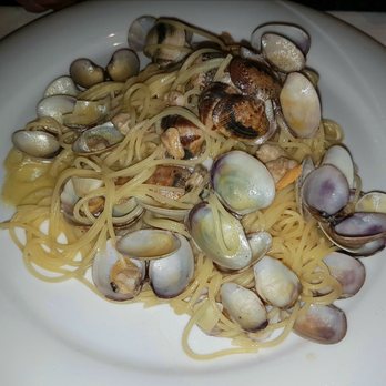 Dal Toscano - Spaghetti Vongole - Italian Near Me - Vienna, 9