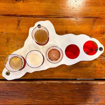 Falling Sky Brewing - Gastropubs Near Me - Eugene, Oregon