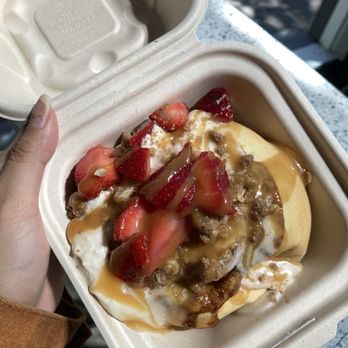 Cinnaholic - Desserts Near Me - Seattle, Washington