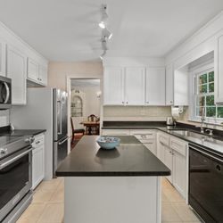 Myra Spano - Berkshire Hathaway HomeServices Towne Realty