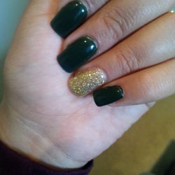 Holly's Nail Salon