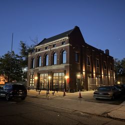 Ladder 4 Wine Bar