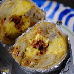 Handy Market - Bacon  and sausage Breakfast burrito
