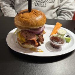 Heroes Food & Spirits - Ultimate Burger