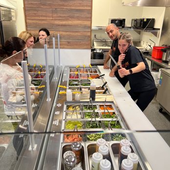 Pokitomik - Poke Near Me - Valencia, California