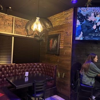 D-spot - Chicken Wings Near Me - Oakdale, Minnesota