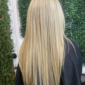 The G Room - Full head of Highlights - Hair Salons Near Me - Whittier, California The G Room - Full head of Highlights - Hair Salons Near Me - Whittier, California