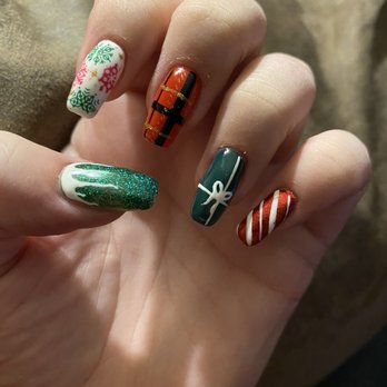 Lab & Lounge - M.A.D. Nails - Christmas - Nail Salons Near Me - New Orleans, Louisiana Lab & Lounge - M.A.D. Nails - Christmas - Nail Salons Near Me - New Orleans, Louisiana
