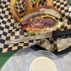 Mulligan's Bar & Restaurant - Medium Rare.