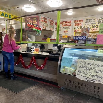 Vinnie's Italian Sub Shop - Lively counter - Sandwiches Near Me - Romulus, Michigan Vinnie's Italian Sub Shop - Lively counter - Sandwiches Near Me - Romulus, Michigan