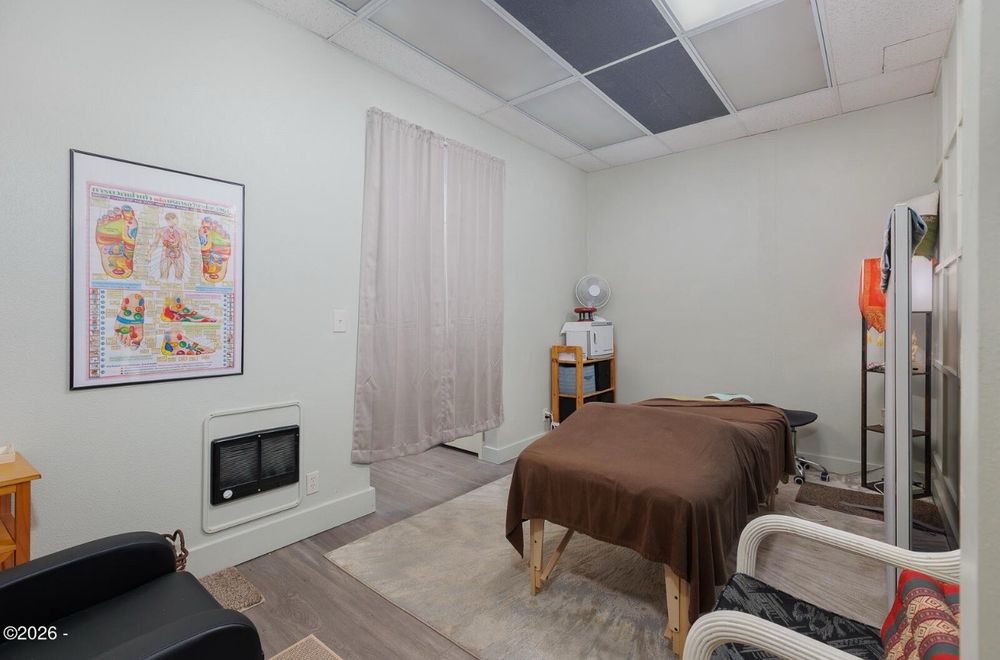 Bahn Thai Massage Logo