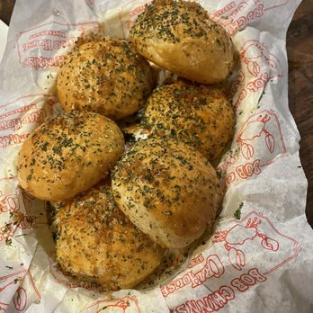 Bob Chinn's Crab House - Garlic rolls - Seafood Near Me - Wheeling, Illinois Bob Chinn's Crab House - Garlic rolls - Seafood Near Me - Wheeling, Illinois