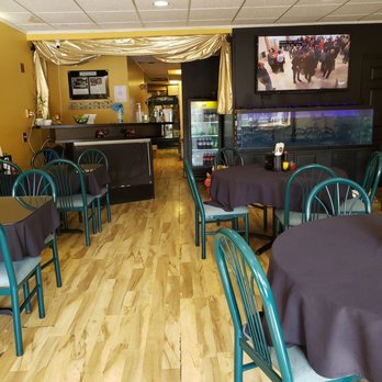 Pho Golden - Inside of restaurant. - Vietnamese Near Me - Niagara Falls, New York
