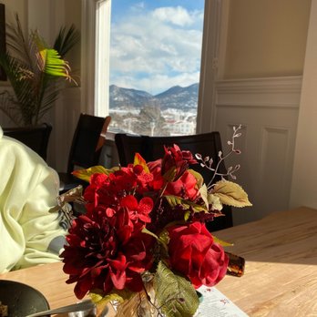 Brunch & - Views - Breakfast & Brunch Near Me - Estes Park, Colorado Brunch & - Views - Breakfast & Brunch Near Me - Estes Park, Colorado
