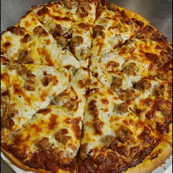 Trappers Pub & Grub - Handmade sausage pizza - Pubs Near Me - Albany, Minnesota Trappers Pub & Grub - Handmade sausage pizza - Pubs Near Me - Albany, Minnesota