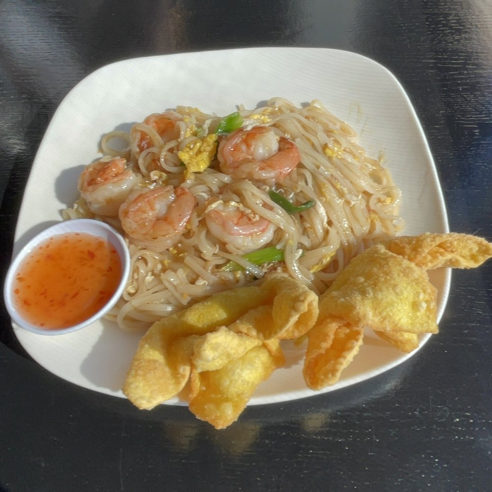 Aroy Thai - Pad Thai with Shrimp - Thai Near Me - O Fallon, Illinois