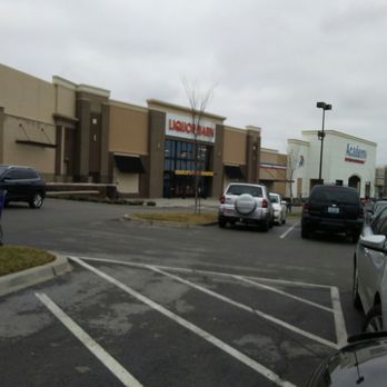 Liquor Barn - Front Entrance - Beer, Wine & Spirits Near Me - Louisville, Kentucky