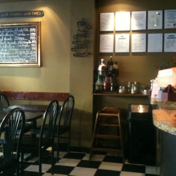 Molini's - Intimate, mellow dining room - Latin American Near Me - San Juan, Puerto Rico Molini's - Intimate, mellow dining room - Latin American Near Me - San Juan, Puerto Rico