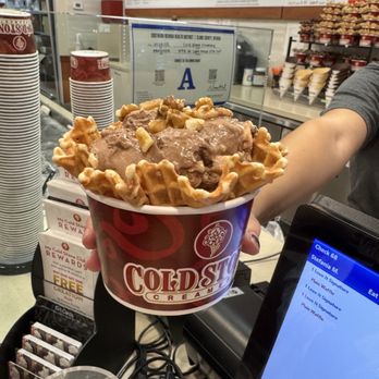 Cold Stone Creamery - Desserts Near Me - Las Vegas, Nevada Cold Stone Creamery - Desserts Near Me - Las Vegas, Nevada