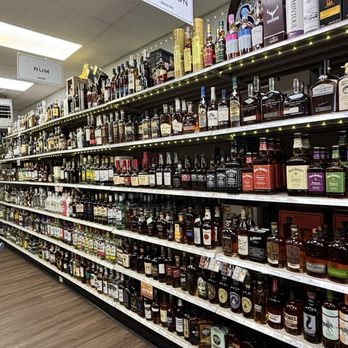 Roosters Land Wine & Spirits - Beer, Wine & Spirits Near Me - Stratford, Connecticut