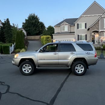 Offroad Toy Outfitters - Sitting perfectly leveled and ready for a trip! - Metal Fabricators Near Me - Vancouver, Washington