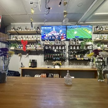 Champion Pizza - Bar view - Pizza Near Me - New York, New York