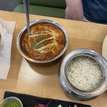Naan Stopp - Chicken tikka - Indian Near Me - Windermere, Florida Naan Stopp - Chicken tikka - Indian Near Me - Windermere, Florida