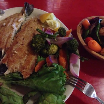 Log Cabin Cafe - Trout - Cafes Near Me - Silver Gate, Montana