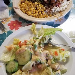 Mama's Kitchen - Beef tips and the salad bar.