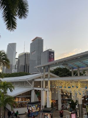 Black Market Miami by null